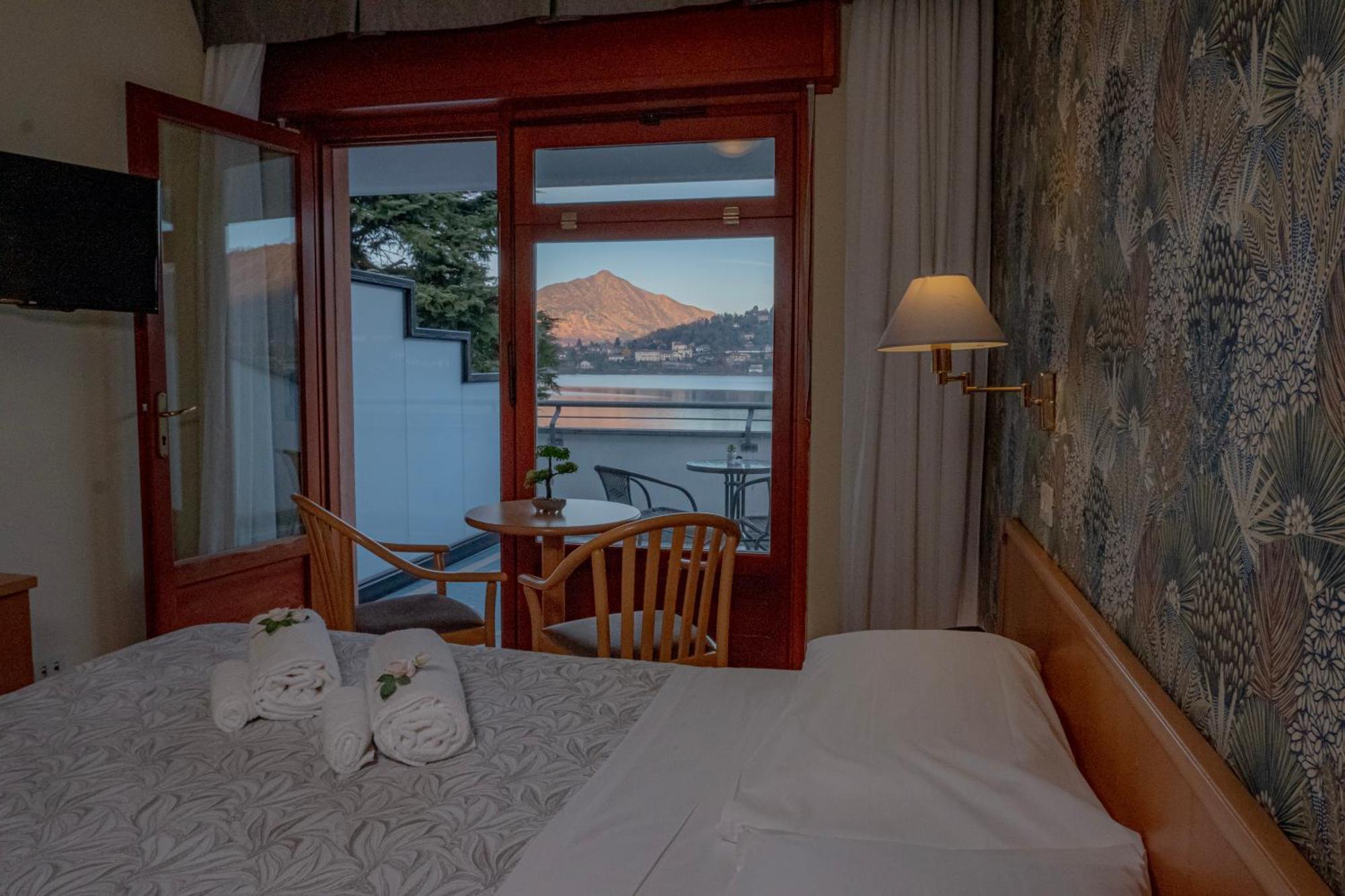 Hotel Chalet Del Lago 阿维里亚那 外观 照片